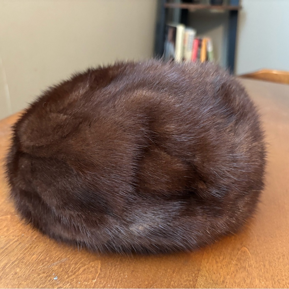 SAKS FIFTH AVENUE Vintage Fur Hat, Chocolate Brown - Picture 2 of 5